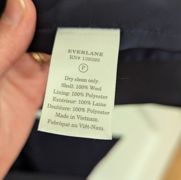 Vintage Everlane Dark Navy Wool Blazer 4 - Picture 7 of 9